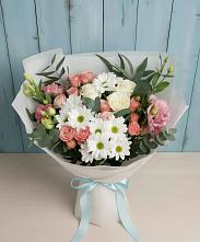 Букет цветов из:  Розы, Лизиантусы и Хризантемы в Марусино