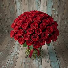 Букет 55 Красных роз Фридом #REPLACE_PRED# Марусино