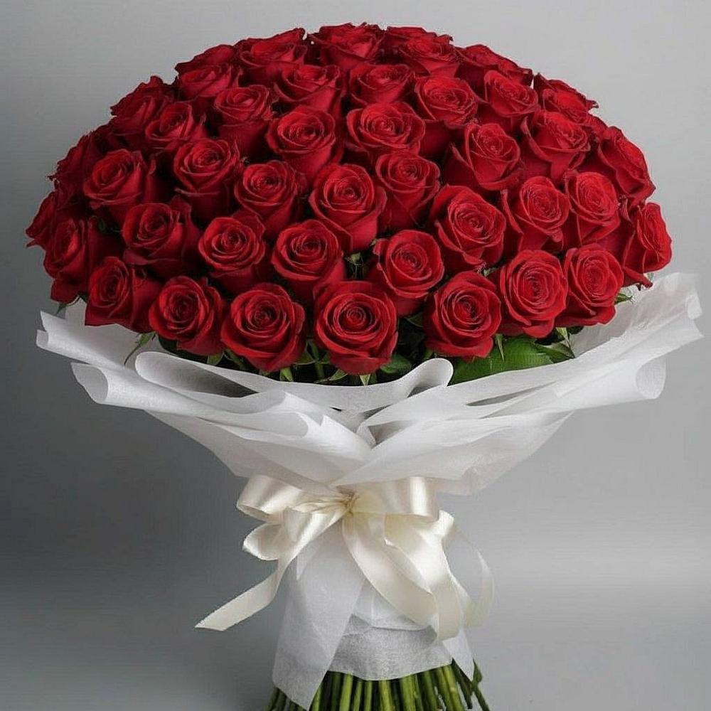 Букет 101 Красная роза Блэк Мэджик в Марусино