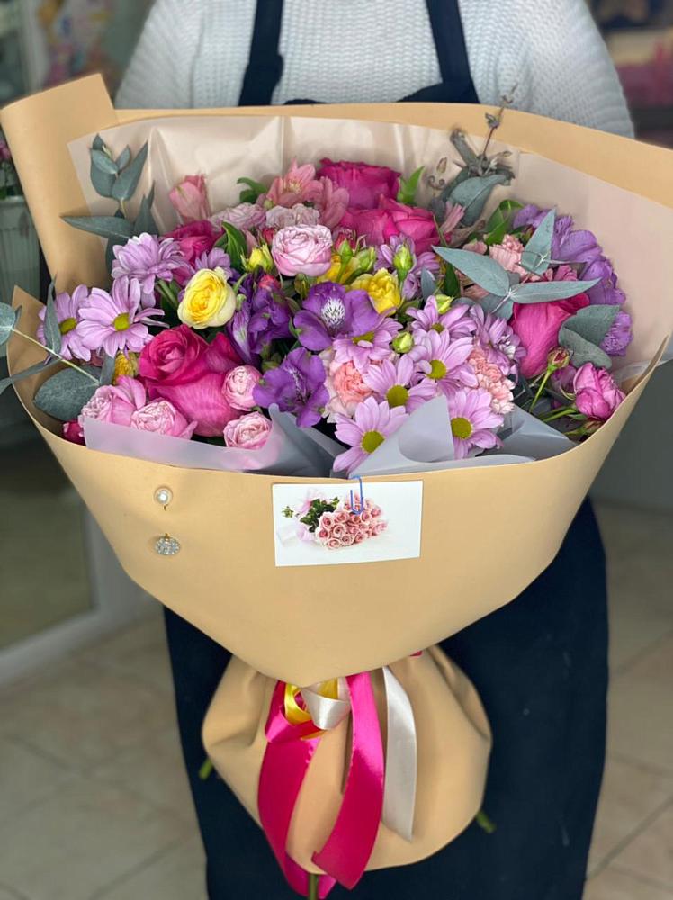 Букет цветов из: Хризантемы, Гвоздики и Альстромерии в Марусино