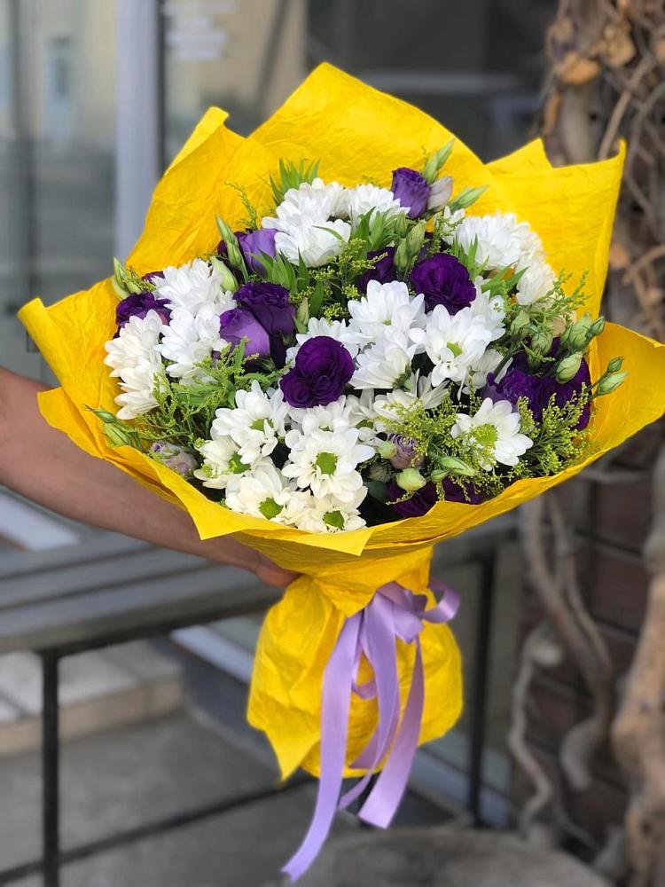 Букет цветов из: Ирисы, Хризантемы и Ромашки в Марусино