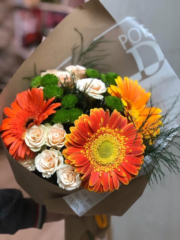Букет цветов из: Герберы, Хризантемы и Розы в Марусино