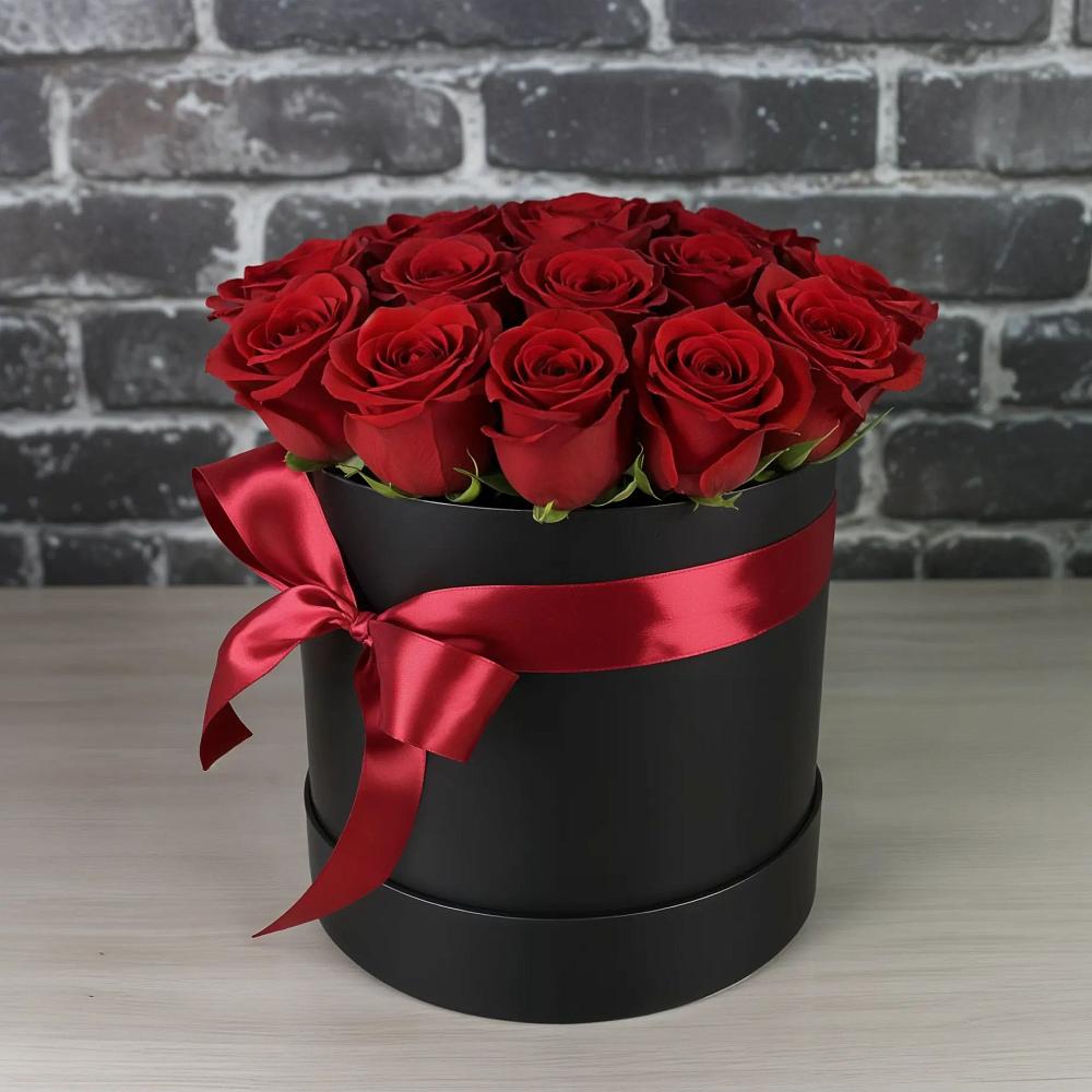 Цветочная композиция из Розы в шляпной коробке в Марусино