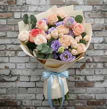 Букет цветов из:  Розы, Лизиантусы и Гвоздики #REPLACE_PRED# Марусино